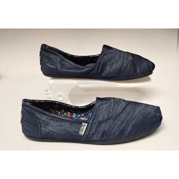 BOBS BY SKECKERS WOMEN'S CLASSIC SLIP-ON DENIM BLUE CASUAL FLAT SHOES SIZE 9.5 - Picture 1 of 11